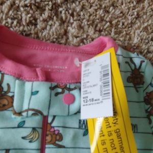 The Children's Place Pajamas - NWT Baby PJ's with Fingerling The Children's Place Pajamas - NWT Baby PJ's with Fingerling